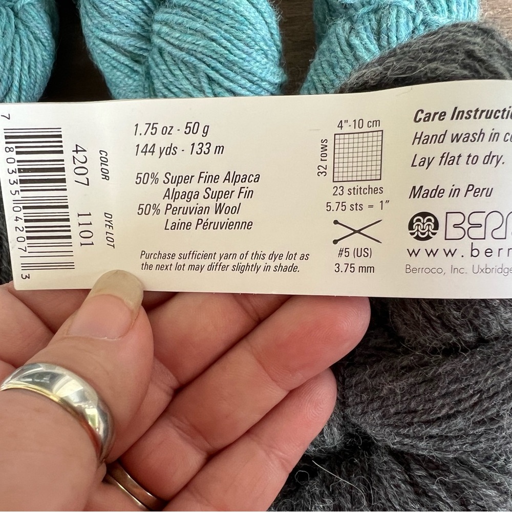 Berroco Ultra Alpaca Light 1152 Yards 14 Ounces Total - 50% Wool 50% Alpaca SOFT - Picture 8 of 9
